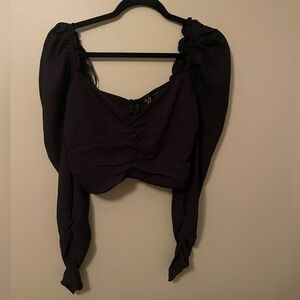 Sweetheart Neck Black Long sleeve crop top